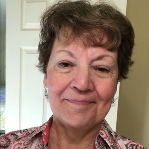 Meet your Posher, Debra